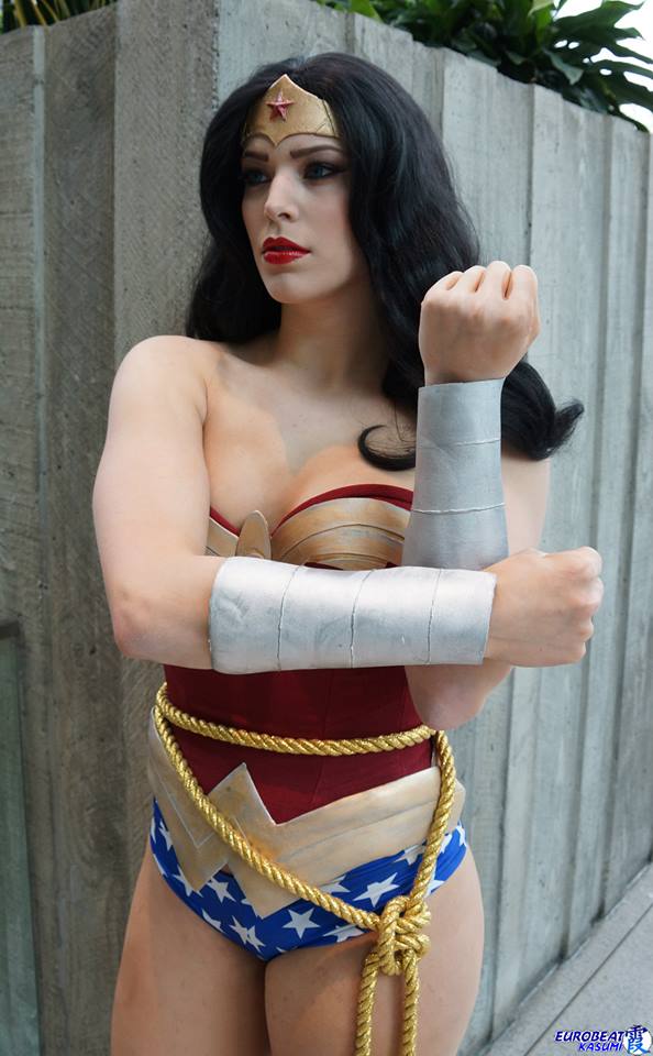Wonder Woman vs Miss Sinister (4)